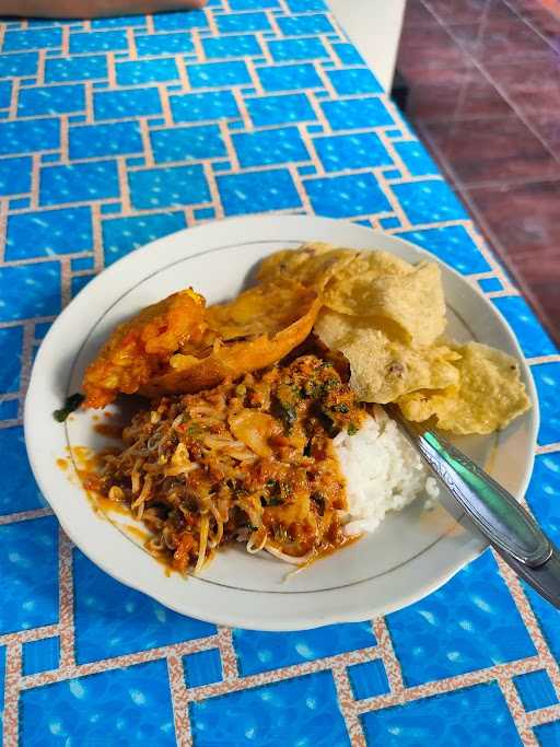 Warung Pecel Sigaya Asli Madiun 9