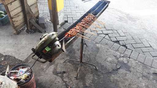 Warung Sate Ayam Dan Kambing Bu Saenap 2