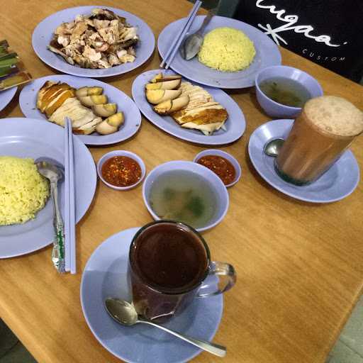 Nasi Ayam Hainam Budi Siang Malam 4