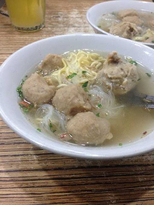 Petir Bakso Restaurant 3