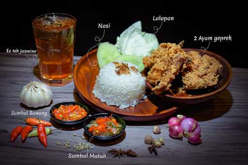 Ayam Geprek Pak Dhe Momon Lubeg 4