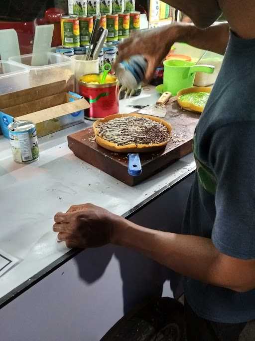 Martabak Spesial Pelangi 6