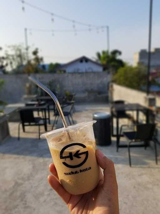 Sudut Kota Coffee Space 3