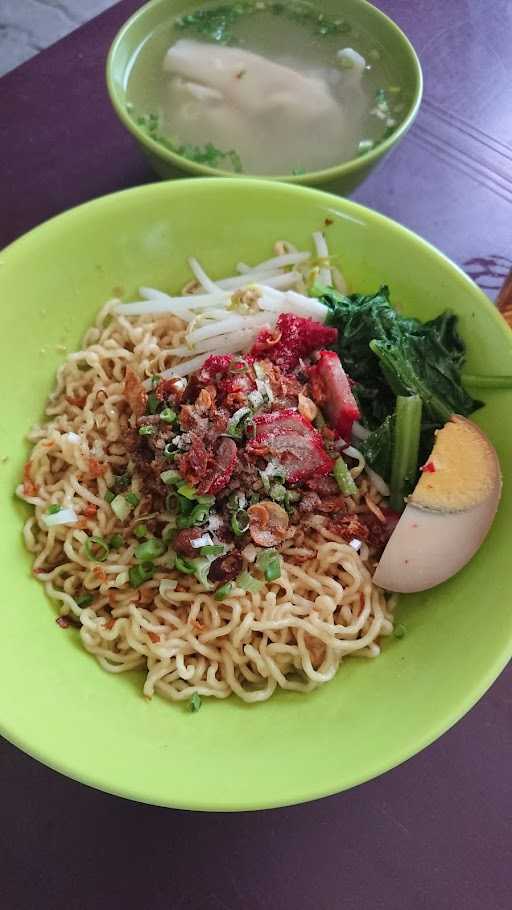 Mie Pangsit Hosea 1