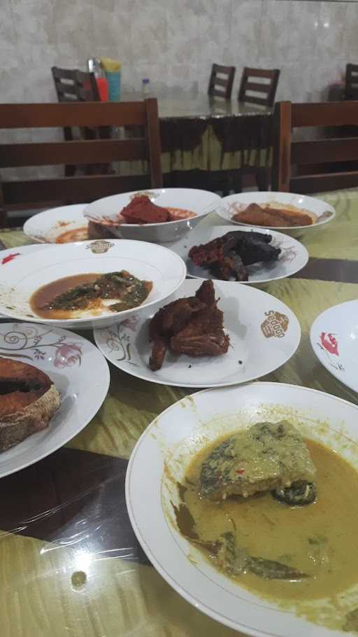 Rumah Makan Padang Raya 4