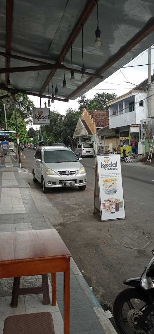 Kedai Thaitea Lumajang 9