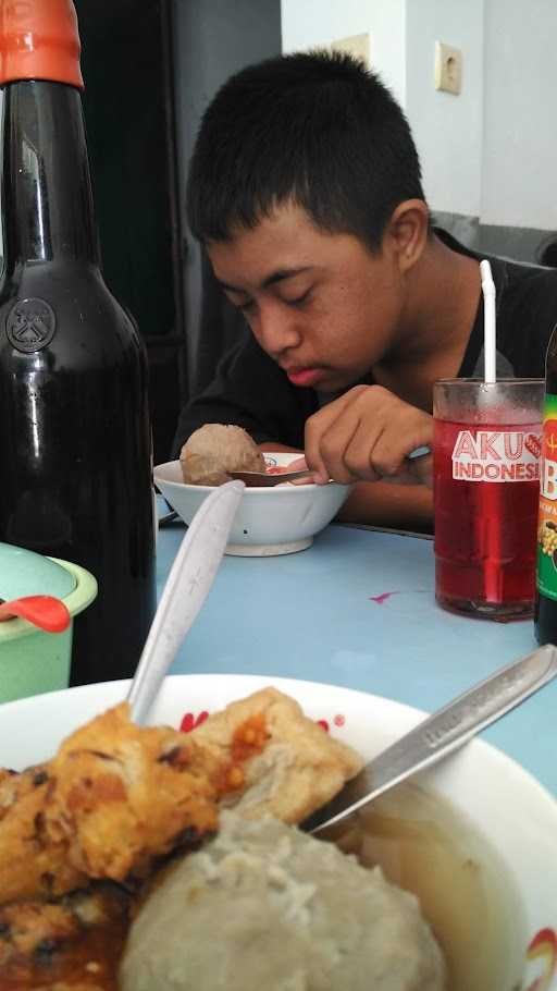 Bakso Serba Nikmat 10