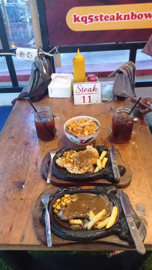 Steak And Bowl Cafe 2