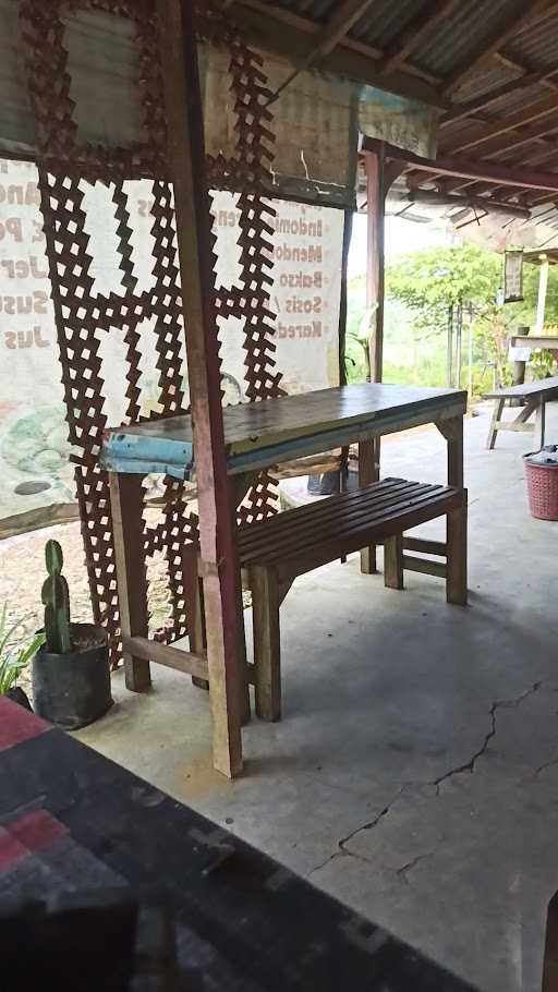 Warung Kopi Mba Ida 9