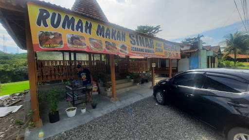 Rumah Makan Sinar 2 6