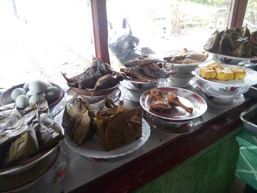 Warung Makan Tikungan Sari Sambal Dadak 6