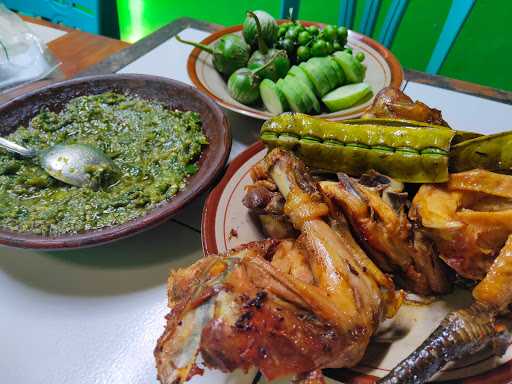 Warung Nasi Sambel Tlenjeng Kang Tutur 4