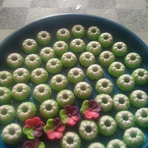 Toko Kue Mamah Nabil 5