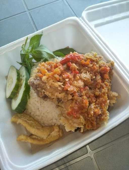 Ayam Geprek Margo Bitung 2