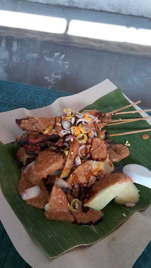 Sate Ayam Pak Budi 8