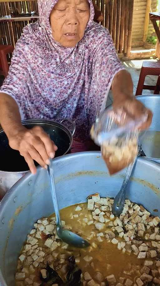 Traditional Food Gudeg 3