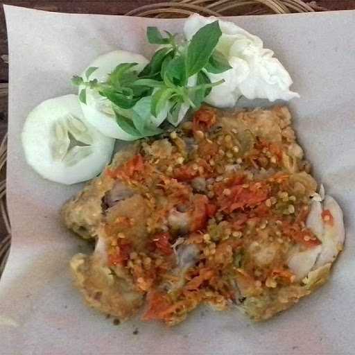 Warung Ayam Goreng Mbak Dewi 1