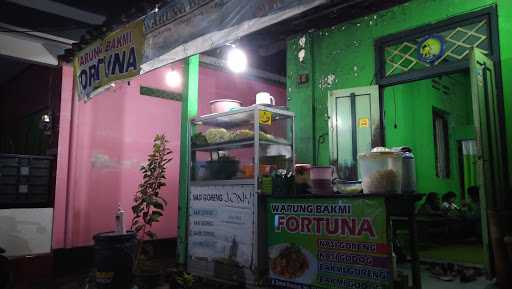 Warung Bakmi Fortuna 9