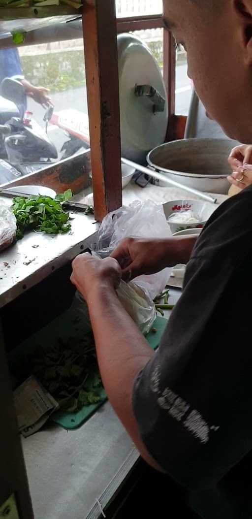 Bakso Pak Rin Kwarasan Joss 1