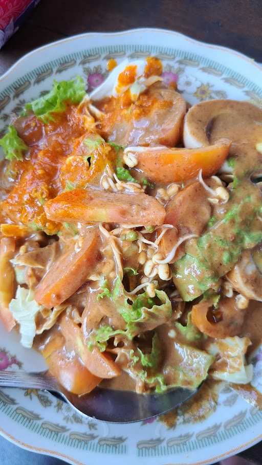 Gado-Gado Jelita (Kuliner Kauman , Kota Magelang Tengah) 5