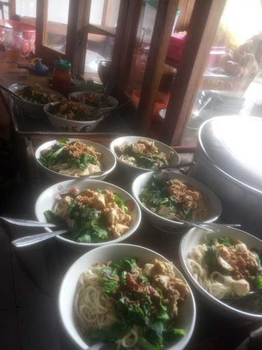 Bakso Pak Min 4