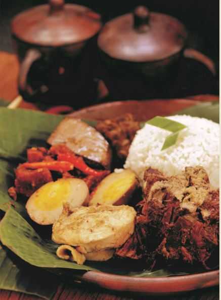 Gudeg Kendil Food Street 7