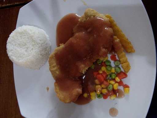 Rocket Chicken Raya Ijen 9