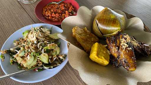 Rm.Dapur Nini Majalaya 6