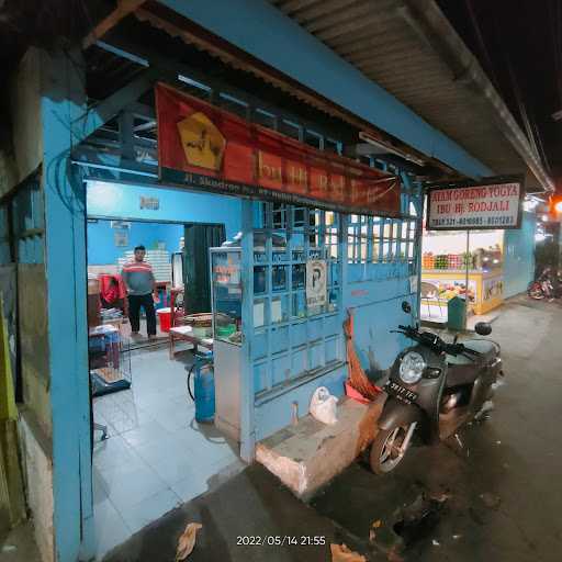 Ayam Goreng Kremes Ibu Hj Rodjali 9