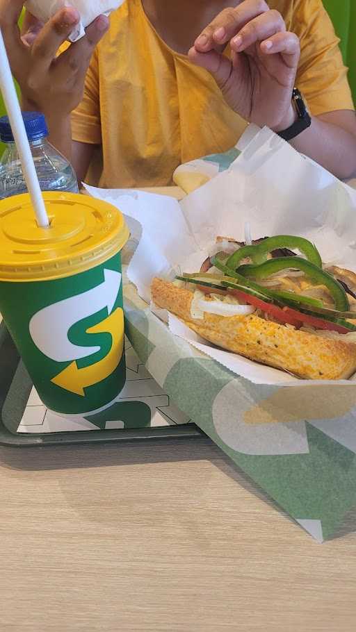 Subway Kalimalang 4