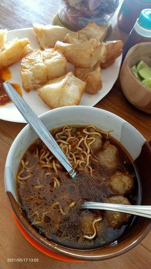 Cafe Bakso Mercon Bbc Makassar 10