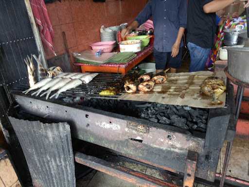 Warung Cahaya Pangkep Makassar 4