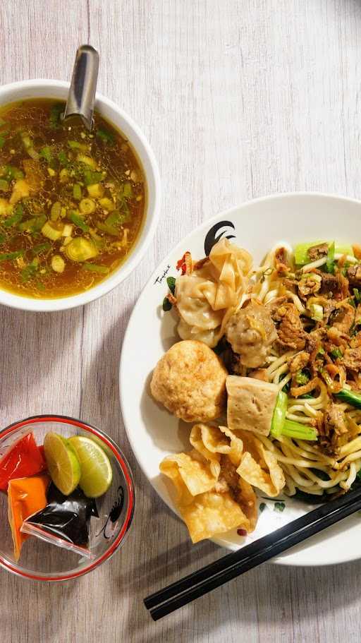 Pangsit Bakso Mbak Sri 5