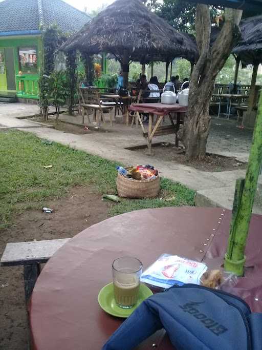 Warung Bala-Bala Binarum 7