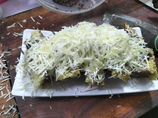 Martabak Bangka Putri Siddiqi Cipeundeuy 1