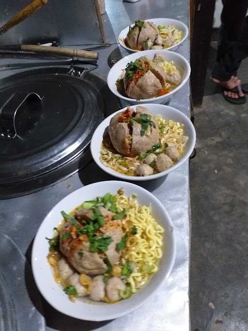 Ucep Baso 8