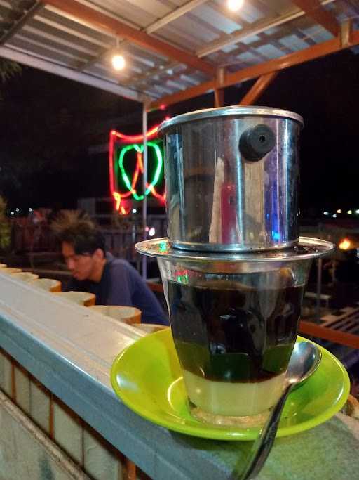 Cafee Terapung 4 Putra Balla Cara'De 2