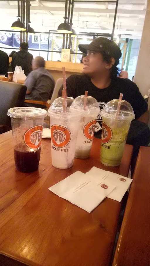 J.Co Donut Mal Ratu Indah 1