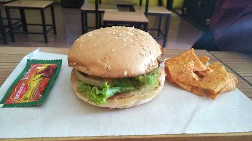 Burgerax Makassar 3