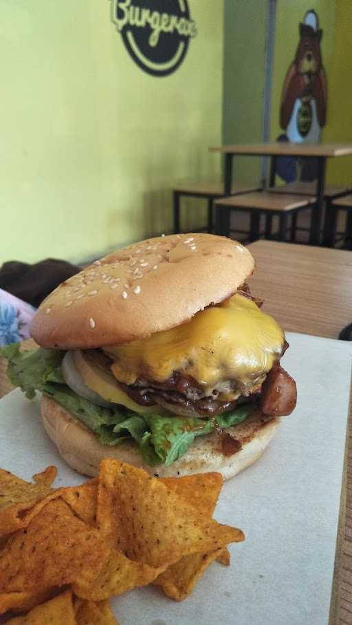 Burgerax Makassar 4