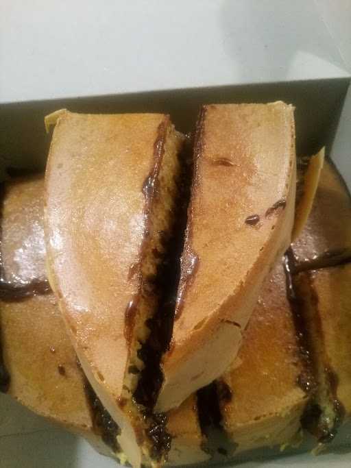 Martabak & Terang Bulan Favorit Slawi 2