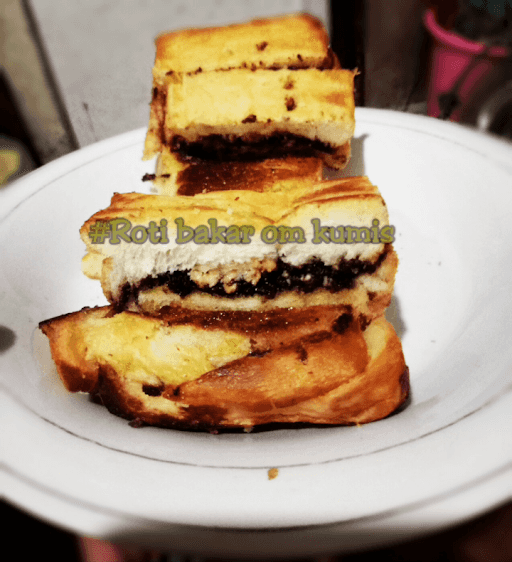 Roti Bakar Bandung Om Kumis 6