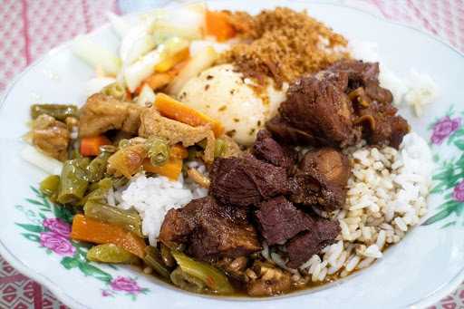 Warung Nasi Sidodadi 4