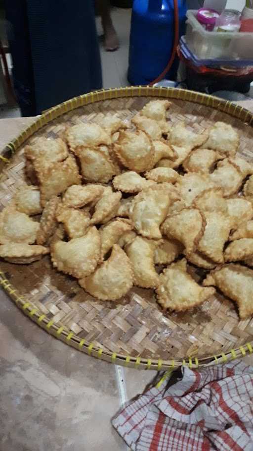 Pastel Gang Pelukis ( Dede Snack) 10