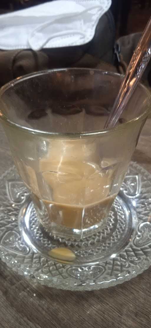 Kopi Tarik Kemang 8