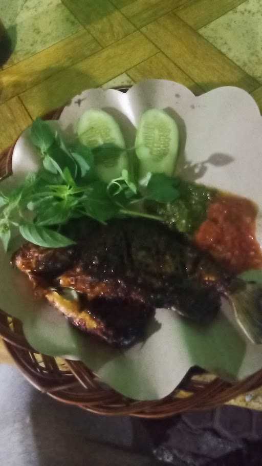 Ayam Bakar Sambel Ijo 1