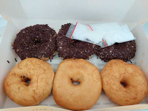 Ponut Donat Kentang - Lippo Mall Kemang 4