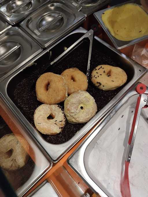 Ponut Donat Kentang - Lippo Mall Kemang 3