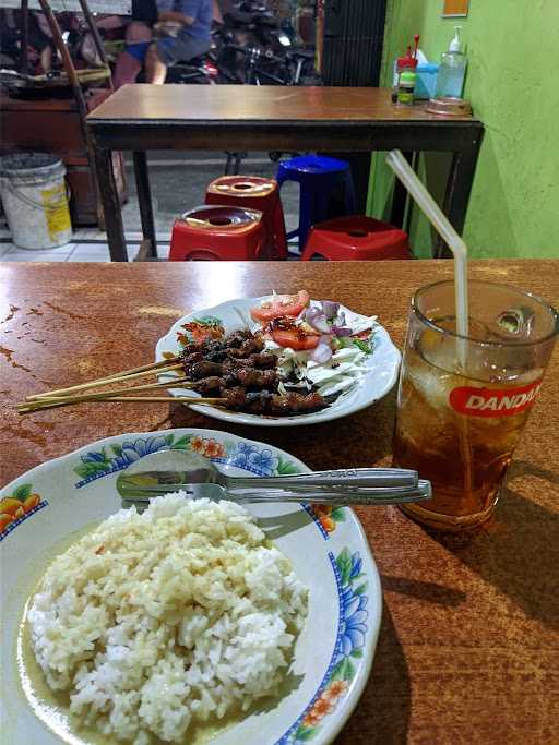 Warung Sate Solo Pak Adi 1