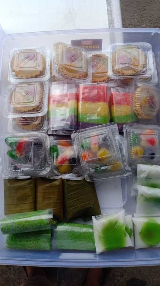 Aneka Kue Basah Sari Rasa 9